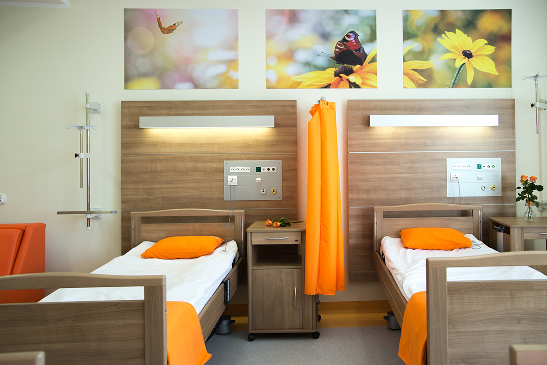 MERYwall_Corian